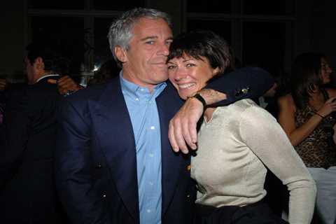 Ghislaine Maxwell’s brother says she will not beg your indulgence