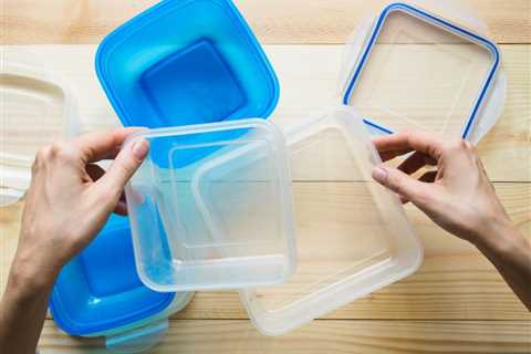 Throw Away That Tupperware!–And 8 Other Items In Your Kitchen You Need To Get Rid Of ASAP