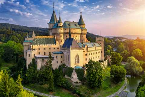 Live Like Royalty On A Budget With These Castles Under $100
