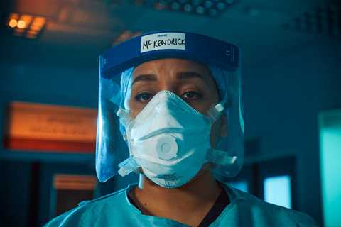 Which characters are returning for the Holby City finale?