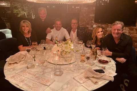 Amanda Holden fans all say the same thing as she has dinner with Eammon Holmes, Ruth Langsford and..
