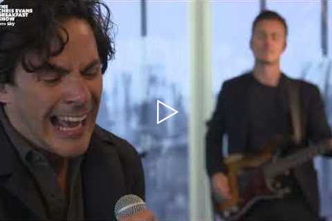 Jack Savoretti – Dancing Through The Rain (Live on The Chris Evans Breakfast Show with Sky)