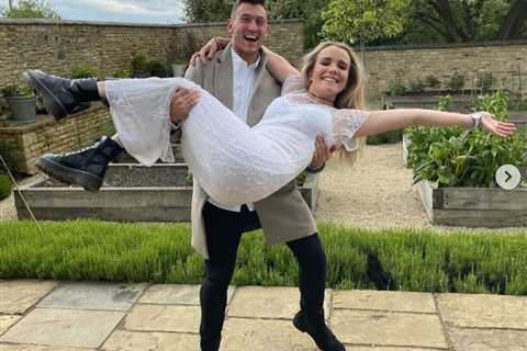 Jeremy Clarkson’s daughter Emily beams as she marries Alex Andrew and shares romantic snaps from..