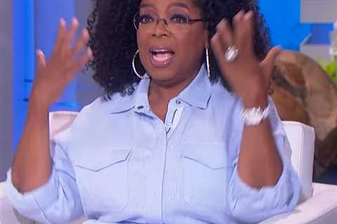 Oprah Gets Emotional As She Helps Ellen Say Goodbye to Talk Show