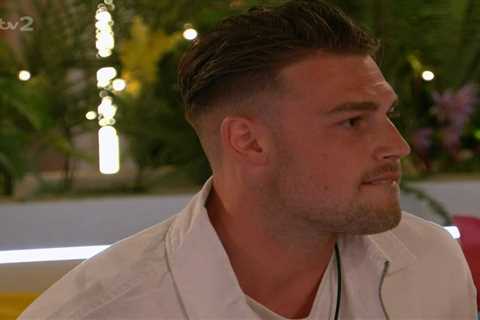 Love Island fans spot ‘obvious sign’ Andrew is lying about apology for Tasha snub – did you see it?