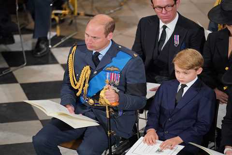Prince George ‘heartbreakingly-sad’ during Queen’s funeral as he showed ‘concern’ for William, says ..