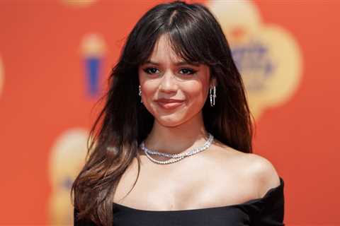 Jenna Ortega Debuted A New Shag Haircut, And Her Wednesday Costars Are Getting Rather Thirsty In..