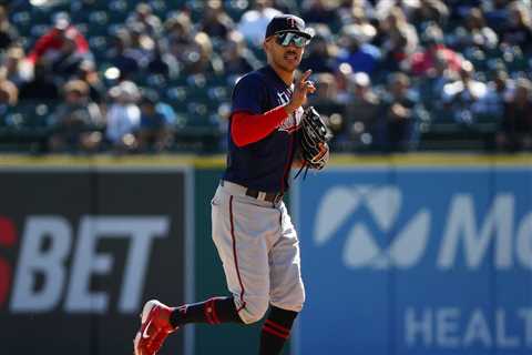 Mets’ surprise Carlos Correa coup raises payroll and expectations