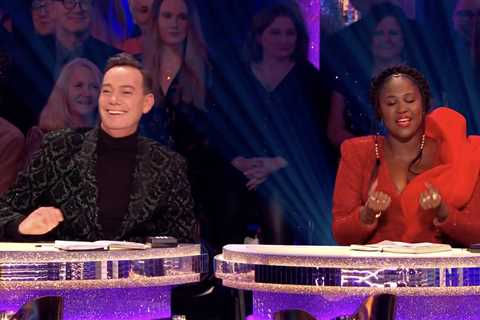 Strictly’s Motsi Mabuse and Craig Revel Horwood address ‘feud’ for first time in awkward Christmas..