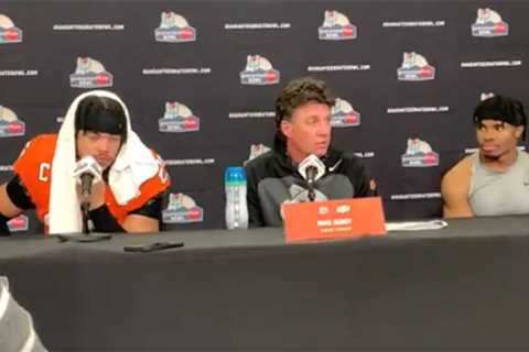 Mike Gundy snaps at reporter after Oklahoma State’s loss: ‘Don’t be an ass’