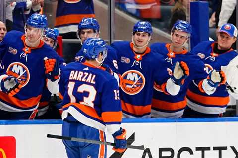 Islanders end power-play drought: ‘good to get a bounce’