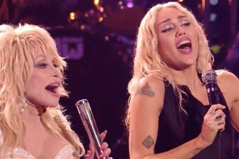 Miley Cyrus And Dolly Parton's Medley Of Wrecking Ball And I Will Always Love You Is The Best Thing ..