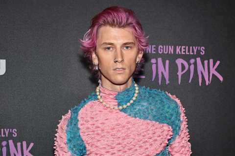 Machine Gun Kelly Shows Off the ‘Newest Gang Members’ in His Family of Kittens