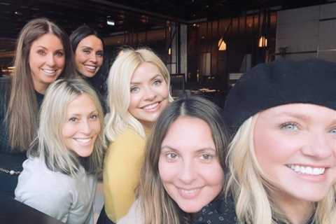 Holly Willoughby unites with her celeb ‘girl gang’ with pop star and TV host as she celebrates Emma ..
