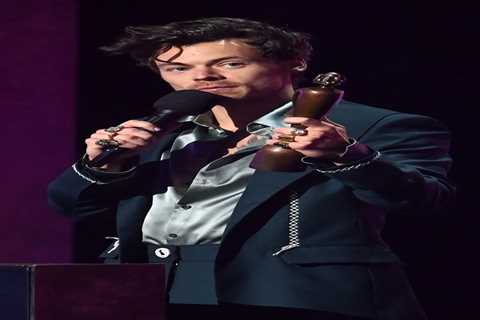 Harry Styles caught kissing music superstar in Brit Awards 2023 audience video