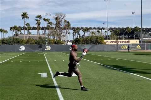 Odell Beckham Jr. flashes one-handed catches in free agency workout