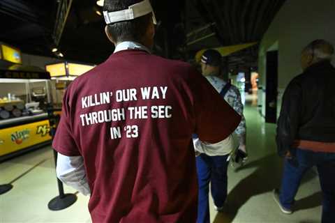 Alabama fans wear ‘Killin’ our way through the SEC’ shirts after Jamea Harris death