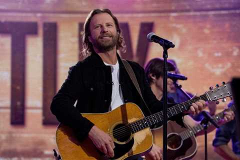 Dierks Bentley’s ‘Gold’ Sparkles in Country Airplay Chart Top 10