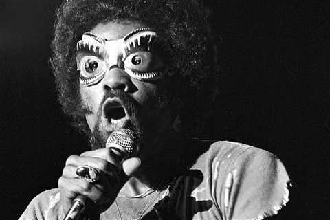 Former Parliament-Funkadelic Singer Fuzzy Haskins Dead at 81