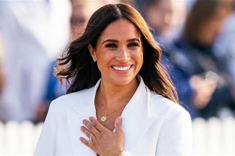 Meghan Markle pays near £90,000 to Michelle Obama’s ex press chief sparking guess about political..