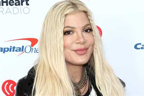 Tori Spelling Explained How She Got An Eye Ulcer And It's A Warning To Anyone Who Wears Contacts