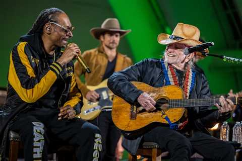 ‘Happy Birthday To Me!’: Willie Nelson Turns 90 With All-Star Weekend Shows at the Hollywood Bowl
