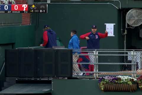 Fan stretchered off after falling into bullpen during Red Sox-Phillies game