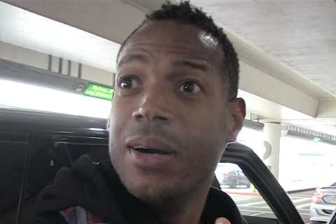 Marlon Wayans Cited for Disturbing The Peace After Issue with United Airlines