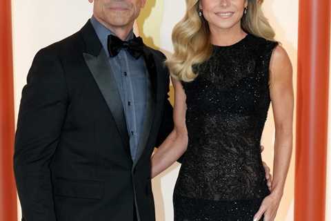 Why Kelly Ripa & Mark Consuelos Will Never Renew Their Wedding Vows