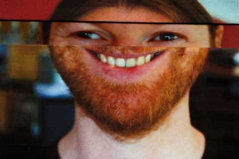 Aphex Twin – “Blackbox Life Recorder 21f”