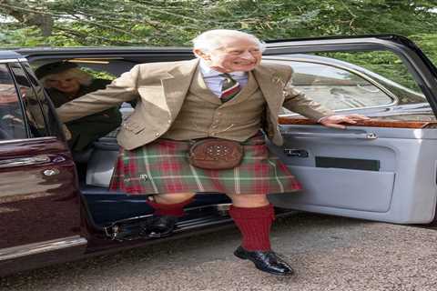 King Charles dons a kilt as he, Queen Camilla & Princess Anne are joined by PM Rishi Sunak for..