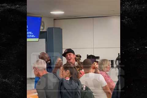 Ex-WWE Superstar Matt Riddle Appeared To Be Drunk During Airport Incident