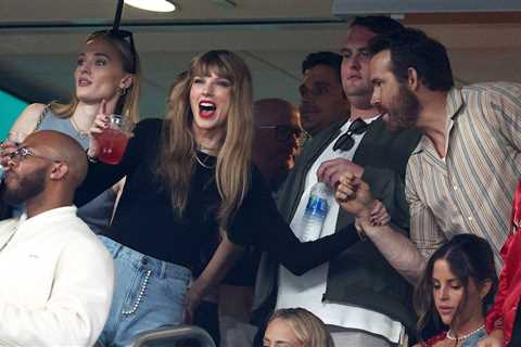 Sophie Turner Attends Chiefs-Jets Game With Taylor Swift Amid Joe Jonas Divorce
