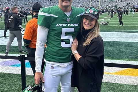 Jets’ Thomas Morstead recalls wife fumbling Aaron Rodgers’ name: ‘Absolutely mortified’
