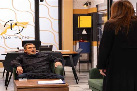 Carla Connor in danger as Peter Barlow spirals out of control in Coronation Street