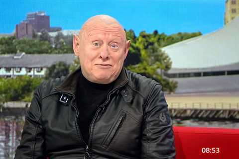BBC Breakfast viewers ‘switch off’ as Shaun Ryder interview deemed ‘cringe’