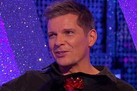 Strictly fans spot moment Nigel Harman 'predicted' his horror injury that cost him his place on the ..