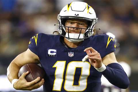 NFL Week 13 predictions: Chargers the pick over Patriots