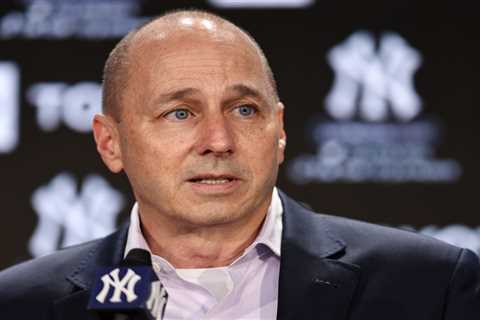 Yankees projected to surpass $300 million luxury tax payroll for first time
