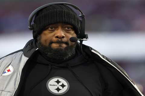 Mike Tomlin tells Steelers he’s returning for 2024 after playoff loss to Bills