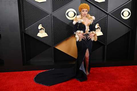 Here’s How Ice Spice Reacted to Meeting Beyoncé at the 2024 Grammy Awards