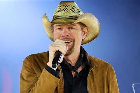 Country Icon Toby Keith Dies at 62 After Fight With Stomach Cancer | Billboard News