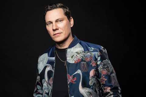 Tiësto Drops Out of Super Bowl DJ Gig Due To ‘Personal Family Emergency’