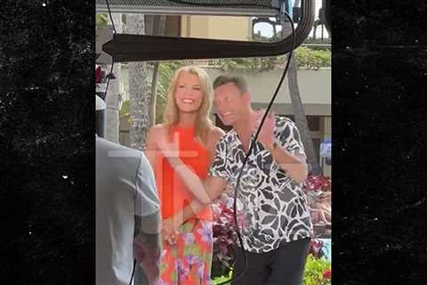Ryan Seacrest and Vanna White Filming 'Wheel of Fortune' Promos in Hawaii