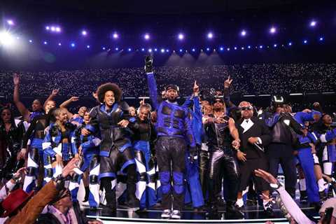 Usher Electrifies 2024 Super Bowl Halftime Show With Special Guests Alicia Keys, Ludacris, H.E.R...