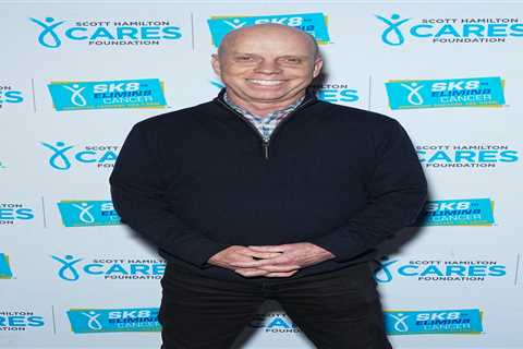 US Olympic gold medal figure skater Scott Hamilton reveals why he’s holding off on surgery for 3rd..