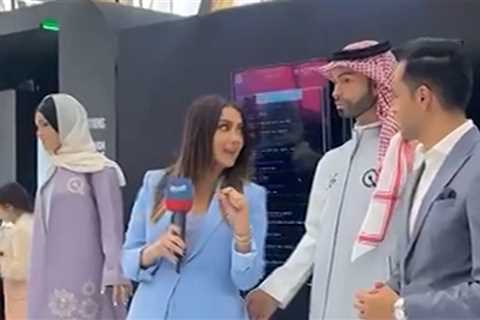 Saudi Arabia's First 'Male' Robot Touches Female Reporter's Butt