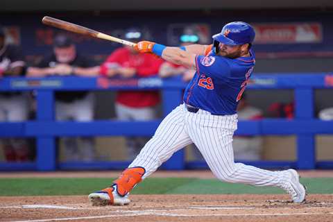 Mets’ DJ Stewart belts solo homer in battle for DH spot