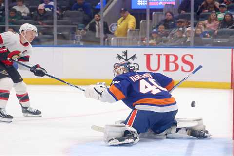Islanders blow another late lead, risk playoff spot in tough loss to Senators