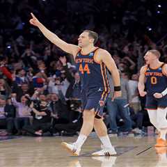 Knicks’ Bojan Bogdanovic comes up big off bench while battling sore wrist